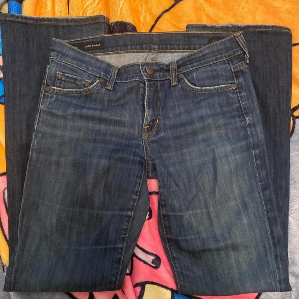 Super cute low rise citizen’s of humanity jeans